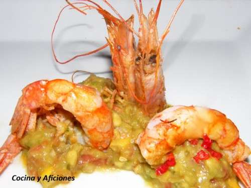 gambas con guacamole