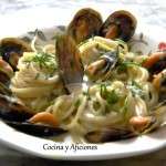 espaguetis con mejillones a la bretona